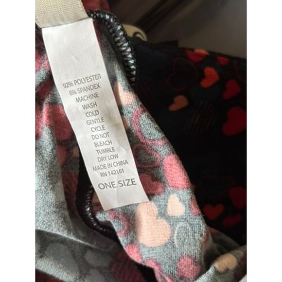 LuLaRoe Womens Leggings‎ OS Black Blue Red Hearts Print Valentines - Picture 4 of 4